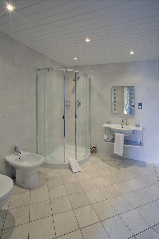 Langley Bank Guest House Ayr Room photo