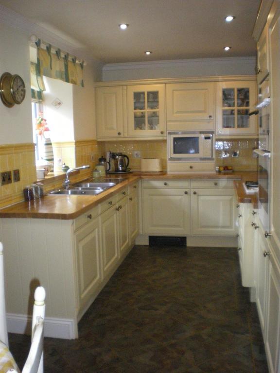 Langley Bank Guest House Ayr Exterior photo